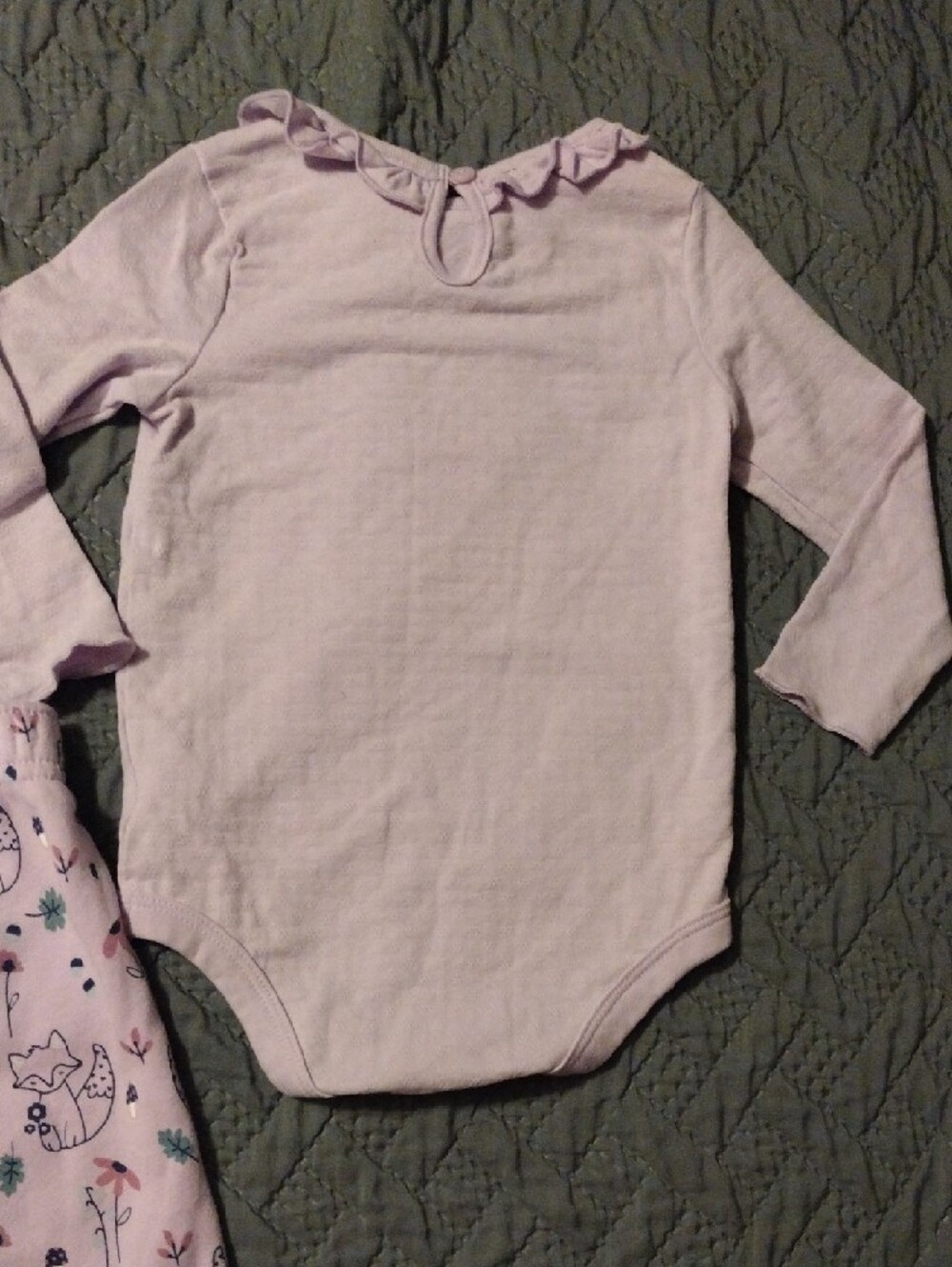 Lilac Baby Bodysuit and Fox Print Fleece Pants Set - Picture 11 of 13